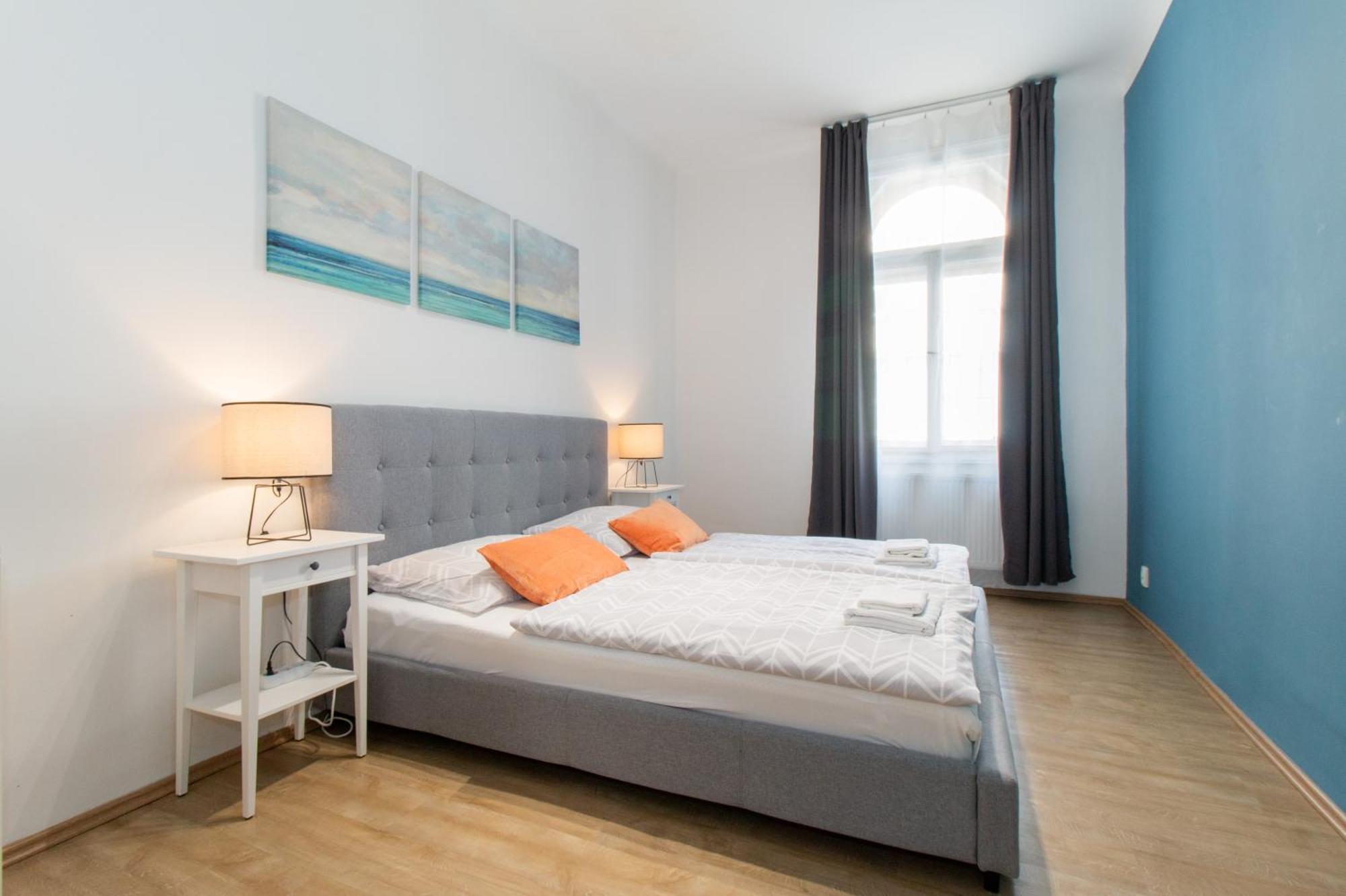 Riverside Cr Apartment Prag Exterior foto