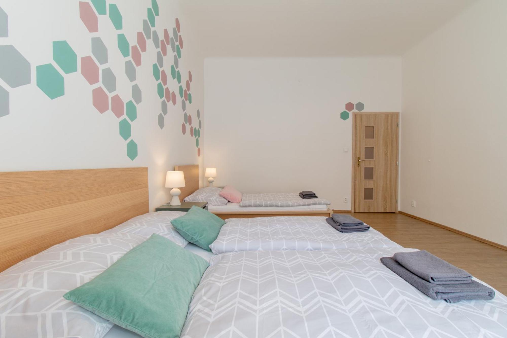 Riverside Cr Apartment Prag Exterior foto