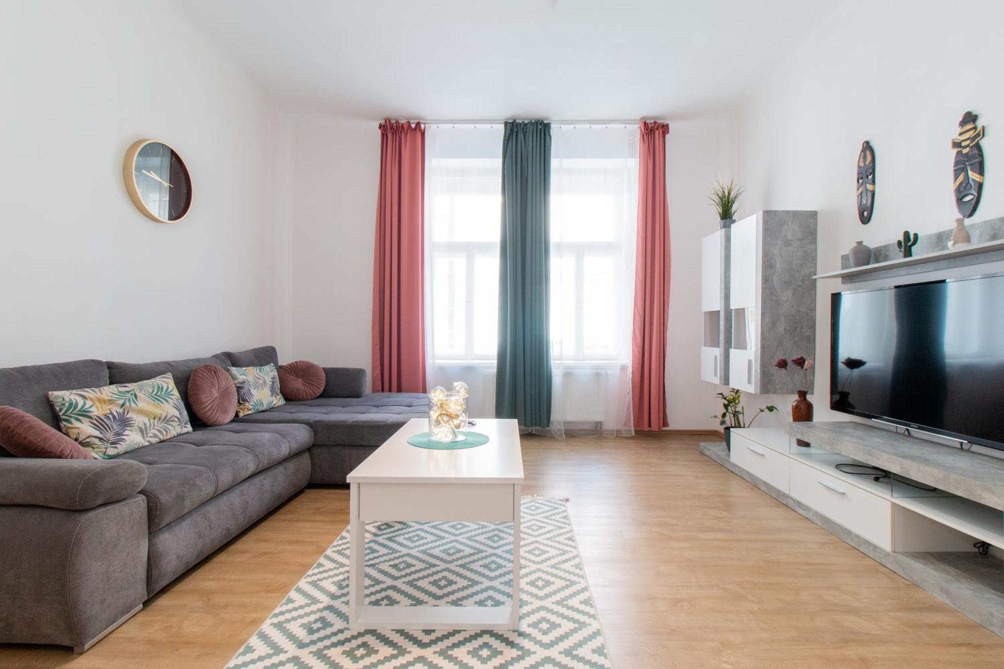 Riverside Cr Apartment Prag Exterior foto